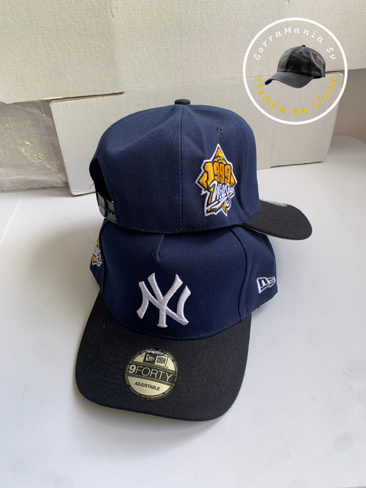Gorra NY Azul Marino con Visera Negra