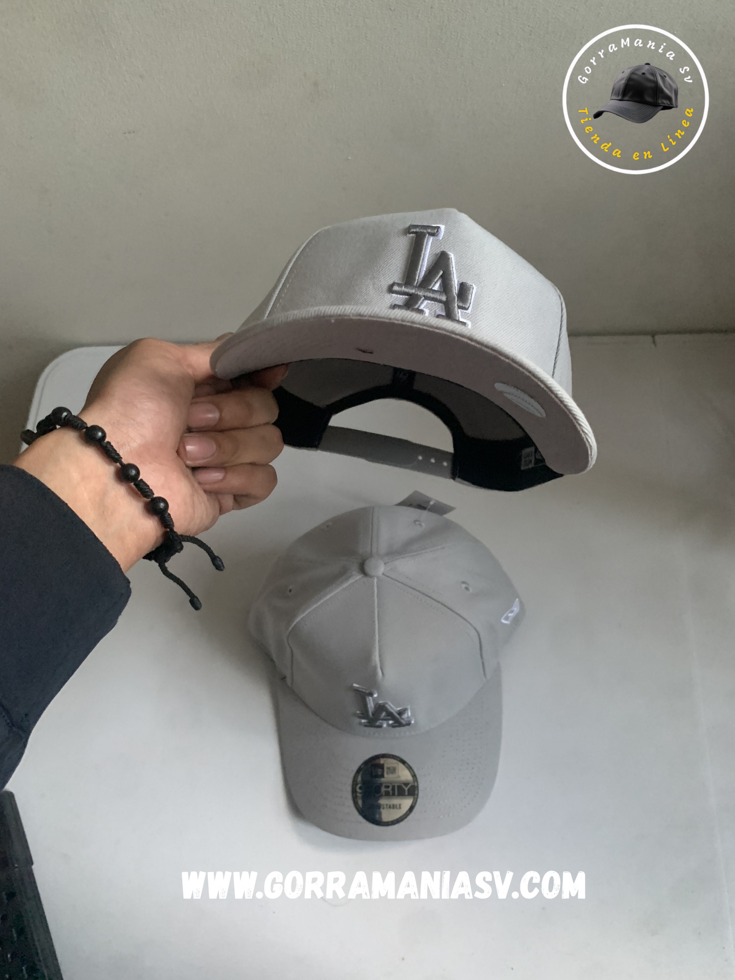 Gorra Premium LA Monochrome - Edición "Grey on Grey" Soft Steel