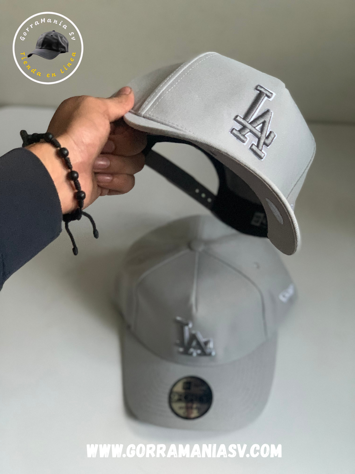 Gorra Premium LA Monochrome - Edición "Grey on Grey" Soft Steel