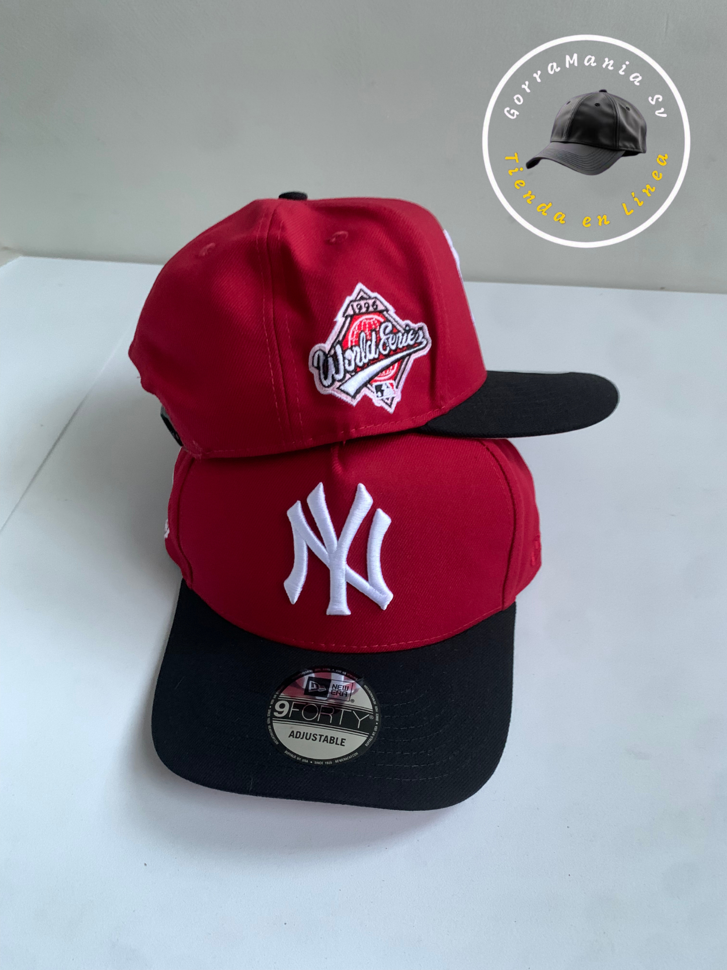 Gorra NY Roja con Visera Negra